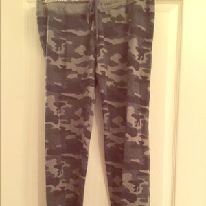 Justice Active Camo pants 18